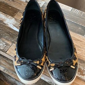 Tori Burch leopard flats